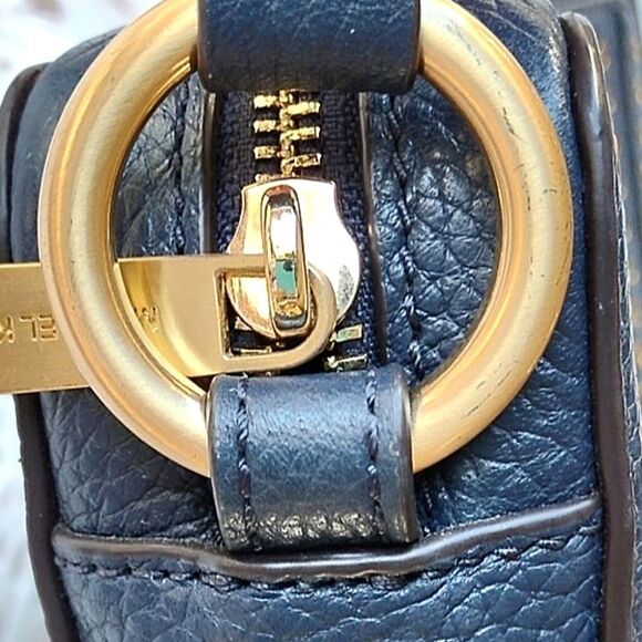 Michael Kors Navy Blue Jet Set Studded Shoulder Bag - Picture 8 of 11